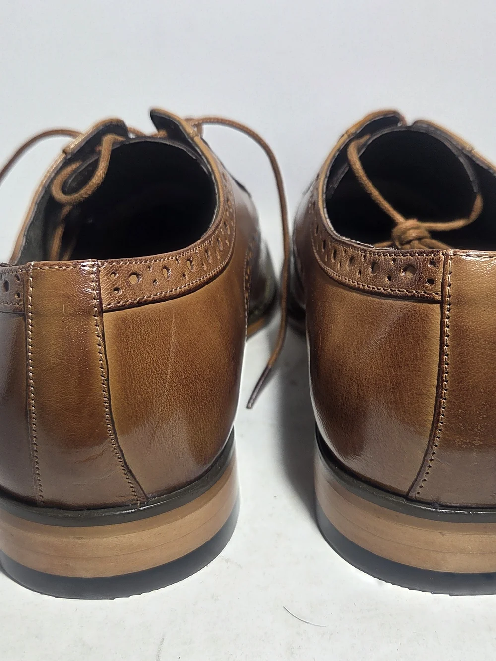 Stacy Adams Men’s Two-Tone Wingtip Oxford Dress Shoes – Brown/Cognac (Size 9.5M)